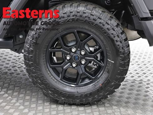 Used 2025 Jeep Wrangler Unlimited Sport S 4xe AWD/4WD image 33