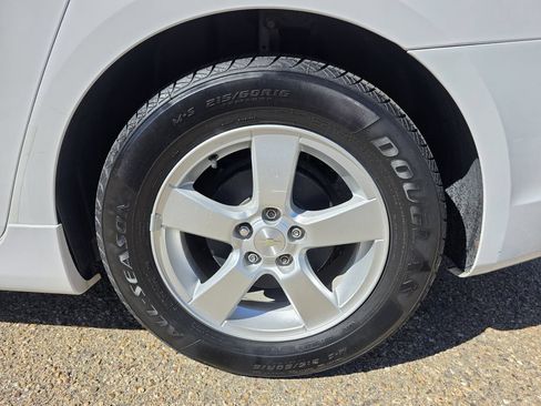 Used 2014 Chevrolet Cruze LT w/ All-Star Edition FWD image 41