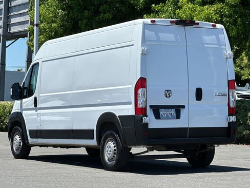 Used 2025 RAM ProMaster 2500 FWD image 6
