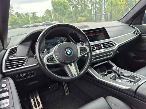 Used 2022 BMW X7 xDrive40i w/ M Sport Package AWD/4WD image 29
