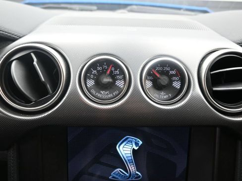 Used 2021 Ford Mustang Shelby GT500 w/ Technology Package RWD image 15