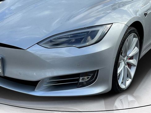 Used 2016 Tesla Model S P100D image 12