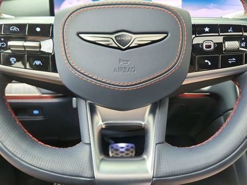 Used 2025 Genesis GV80 3.5T e-SC AWD/4WD image 40