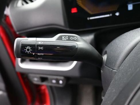 Used 2025 Kia K4 LXS image 26