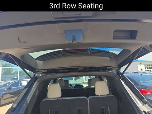Used 2022 Chevrolet Traverse LS w/ Midnight/Sport Edition AWD/4WD image 8