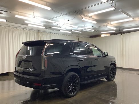 Used 2023 Cadillac Escalade Sport w/ LPO, ONYX Package AWD/4WD image 5