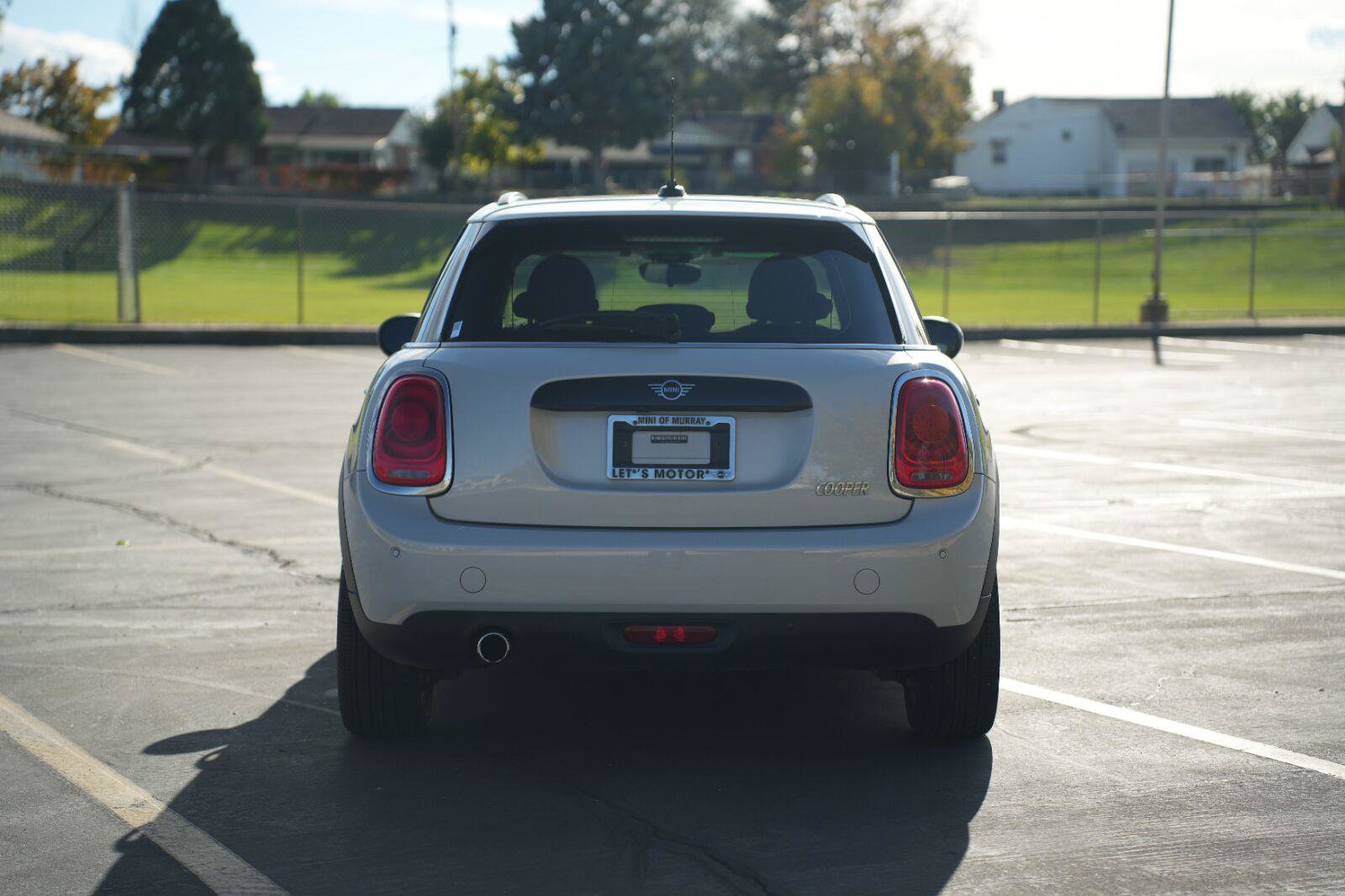 Used 2019 MINI Cooper 4-Door Hardtop FWD image 4