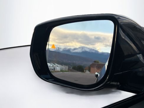 Used 2024 Jeep Grand Cherokee L Limited image 16