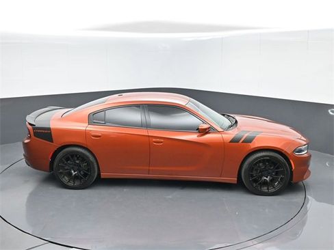 Used 2020 Dodge Charger SXT image 40