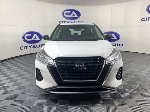 Used 2022 Nissan Kicks S image 8