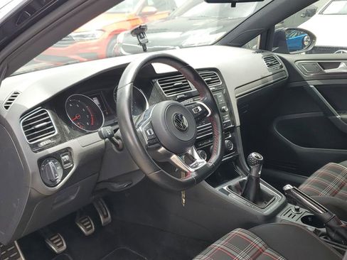 Used 2018 Volkswagen GTI S FWD image 23