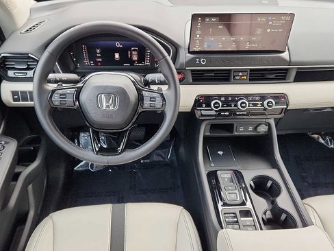 Certified 2026 Honda Passport RTL image 11