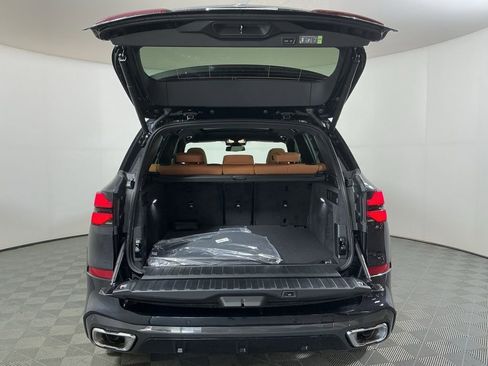 New 2026 BMW X5 xDrive40i w/ Executive Package image 28