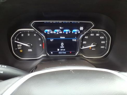 Used 2021 GMC Yukon SLT w/ SLT Premium Package image 38