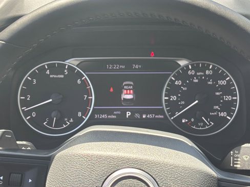 Used 2025 Nissan Rogue SV AWD/4WD image 39