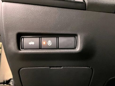 New 2026 Nissan Sentra SV w/ SV Convenience Package FWD image 27