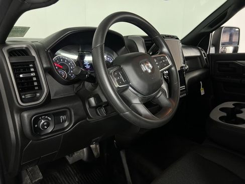 Used 2025 RAM 3500 Tradesman image 21
