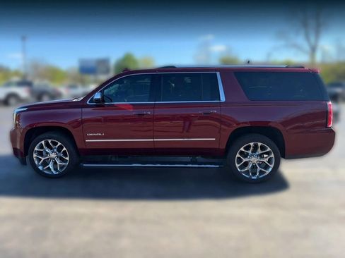 Used 2016 GMC Yukon XL Denali w/ Open Road Package AWD/4WD image 4