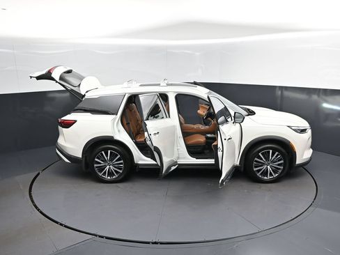 Certified 2023 INFINITI QX60 Sensory w/ Vision Package AWD/4WD image 46