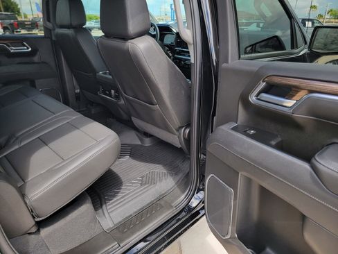 Used 2026 Chevrolet Silverado 1500 RST AWD/4WD image 14