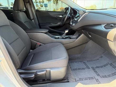 Certified 2021 Chevrolet Malibu RS FWD image 11