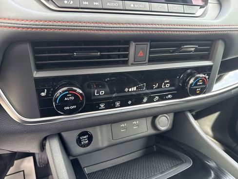 New 2026 Nissan Rogue SV AWD/4WD image 23