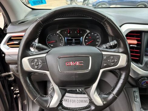 Used 2017 GMC Acadia SLT AWD/4WD image 16