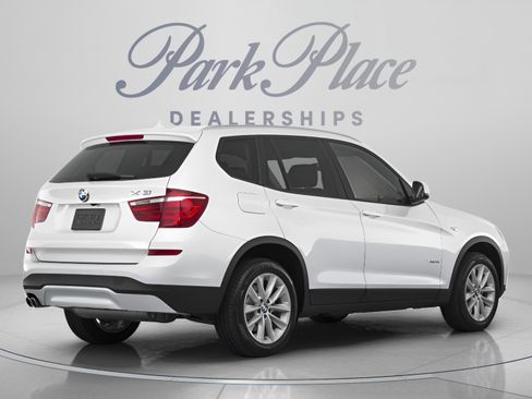 Used 2017 BMW X3 xDrive28i AWD/4WD image 3