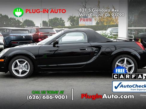 Used 2005 Toyota MR2 image 6