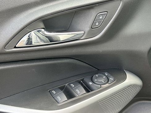 Certified 2024 Chevrolet Trax LS image 15