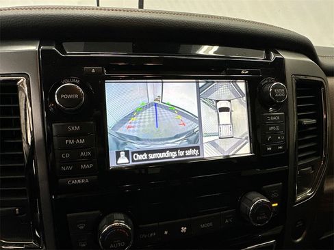 Used 2017 Nissan Titan Platinum Reserve image 30