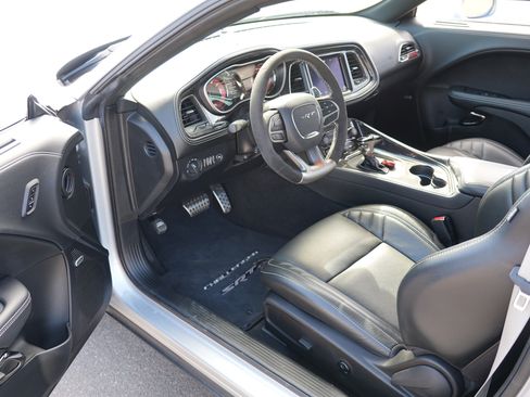 Used 2023 Dodge Challenger SRT Hellcat image 15