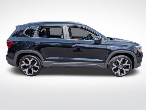 Used 2023 Volkswagen Taos SEL AWD/4WD image 2