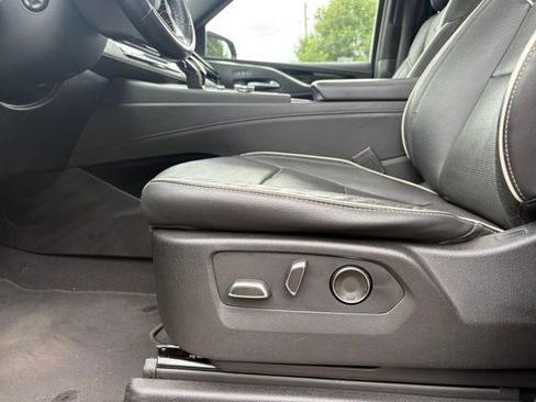Used 2021 Cadillac Escalade Sport w/ Driver Assist Tech Package AWD/4WD image 30