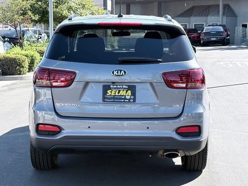 Used 2020 Kia Sorento S FWD image 6