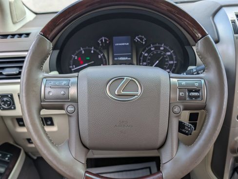 Used 2015 Lexus GX 460 Luxury AWD/4WD image 28