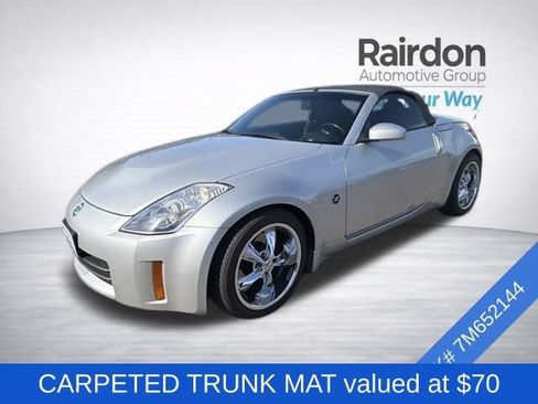 Used 2007 Nissan 350Z Touring RWD image 3