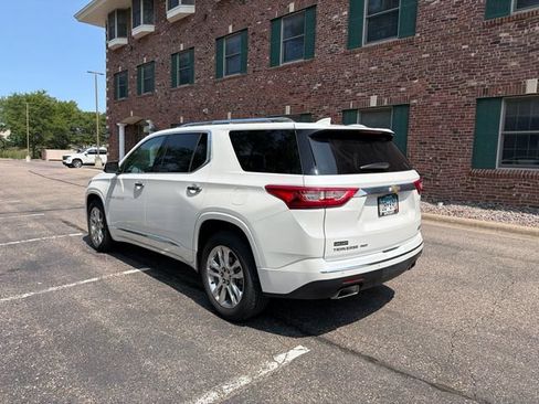Used 2018 Chevrolet Traverse High Country w/ LPO, Floor Liner Package AWD/4WD image 25