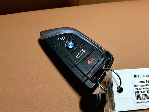 Certified 2025 BMW 330i Sedan image 14