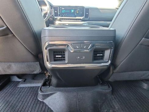 Used 2024 Chevrolet Silverado 1500 LTZ AWD/4WD image 22