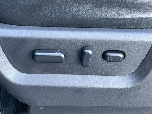 Used 2016 Ford F350 Lariat w/ Lariat Ultimate Package image 31