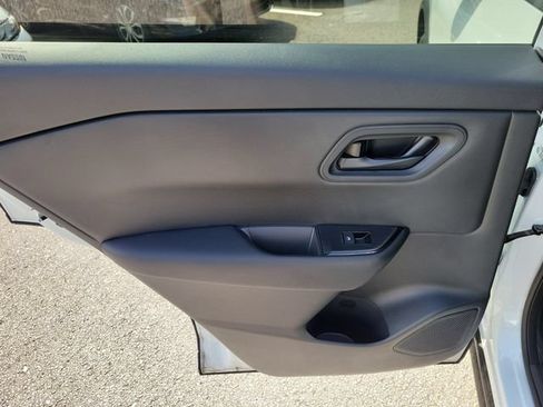 Certified 2025 Nissan Rogue S AWD/4WD image 11