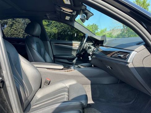 Used 2018 BMW 540i xDrive AWD/4WD image 28