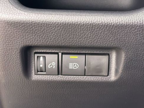 Used 2025 Toyota RAV4 XLE image 15