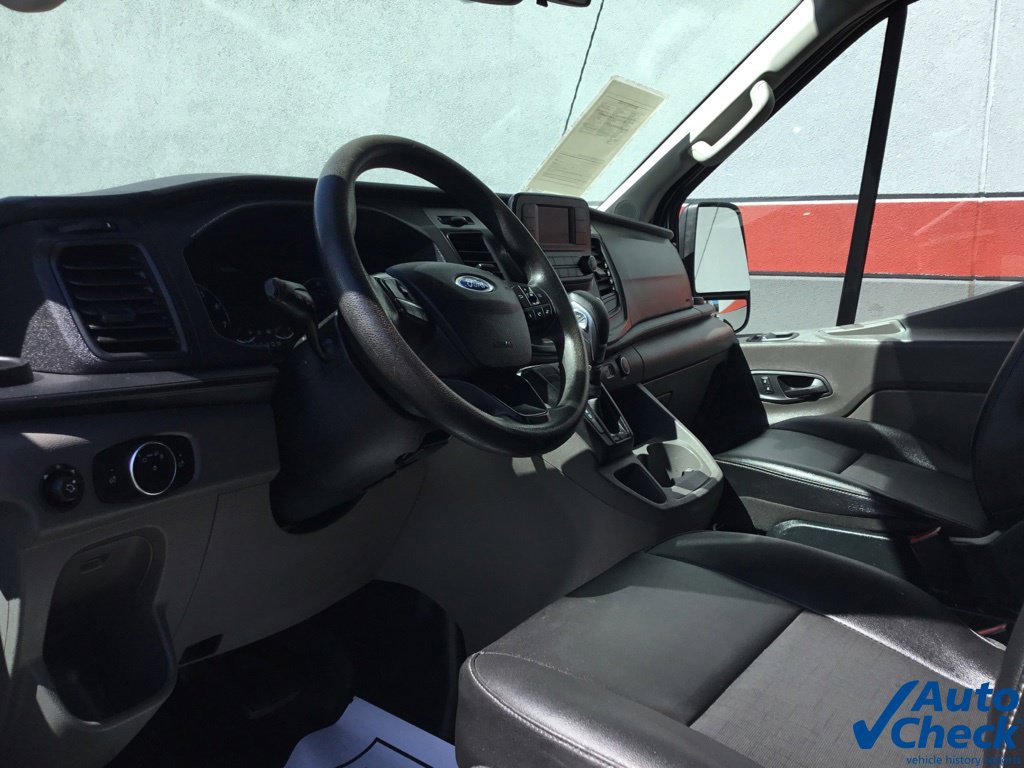 Used 2020 Ford Transit 250 Medium Roof AWD w/ Load Area Protection Package image 29