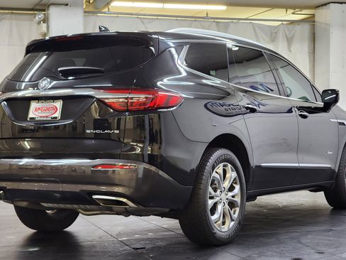 Used 2018 Buick Enclave Avenir w/ Avenir Technology Package image 5