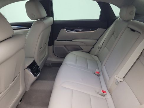 Used 2016 Cadillac XTS Luxury w/ Driver Awareness Package image 18