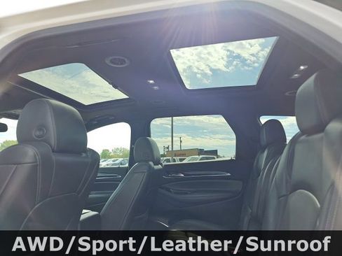 Used 2022 Buick Enclave Essence w/ Experience Buick Package image 26