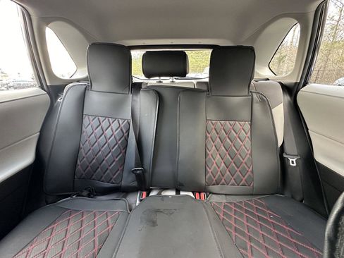 Used 2024 Toyota RAV4 XLE w/ Convenience Package image 15