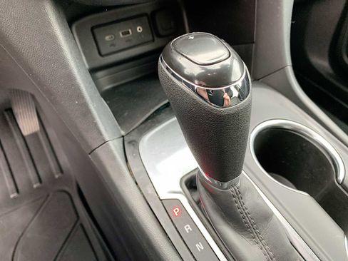 Certified 2021 Chevrolet Equinox LT FWD image 15